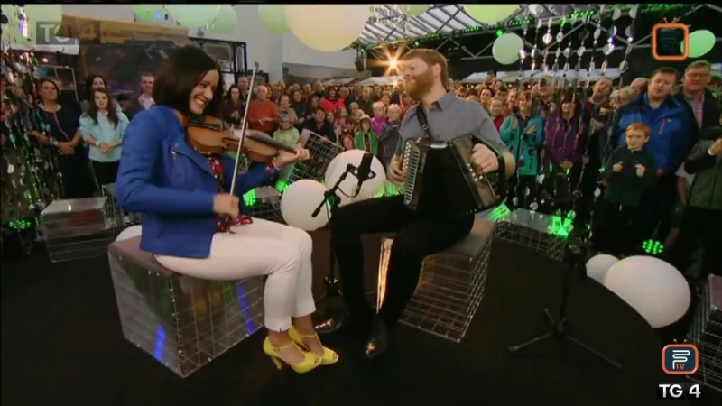 Liz Kane Danny OMahony The Pipers