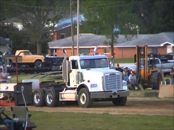 Over the road street stock sem truck class at the 2014 buckeye farm antique