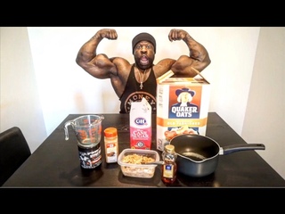 COOKING w/ KALI MUSCLE : HYPHY OATMEAL| Kali Muscle