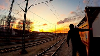 Trainhopping Journey to the Italian Border