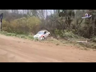 Массовая авария на этапе кубка России по ралли в Псковской области!