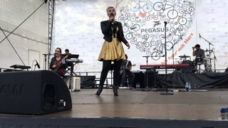Elaiza Cinderella Live Berlin Tempelhofer Feld!
