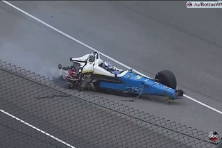 Scott Dixon huge crash. Indy 500.