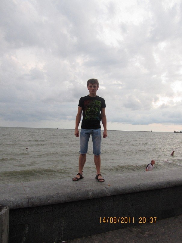 Артем Страхов | Семибратово