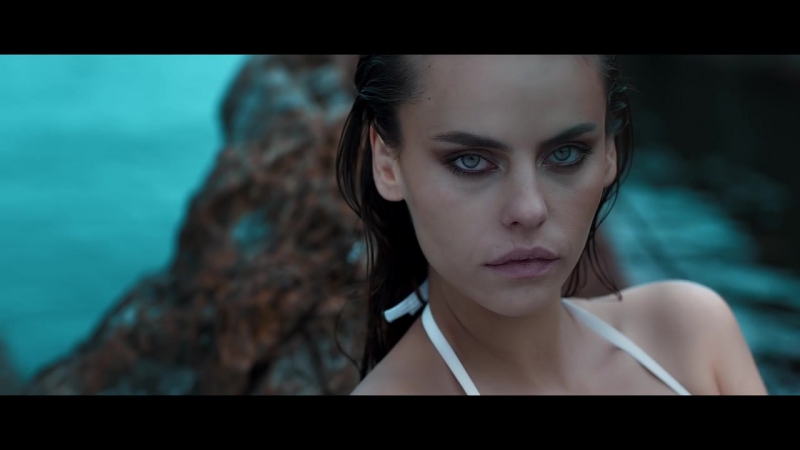 Хит. Mahmut Orhan feat. Sena Sener - Feel (Official Video)