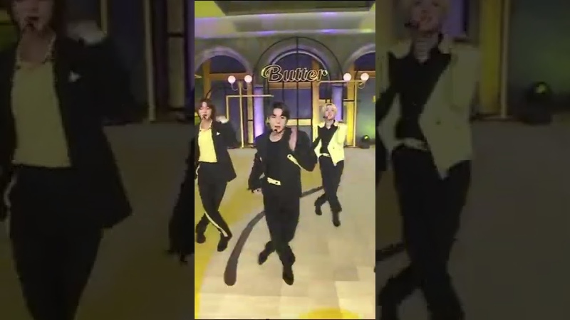 сакис рувас и бтс. сакис рувас и бтс. бтс сакис. бтс сакис. корейская группа бтс и сакис рувас.