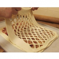 Сетка на пирог из теста. Украшение пирога сеточкой. Нарезка теста сеткой. Как сделать сетку из теста. Как сделать сетку из теста.