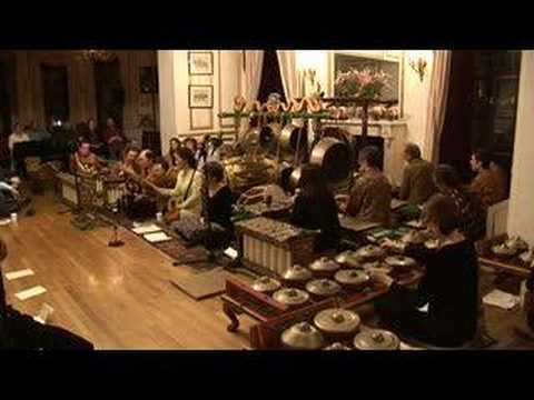 Javanese Gamelan: Gamelan Kusuma Laras New