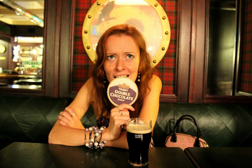 Анна Тютюнник |