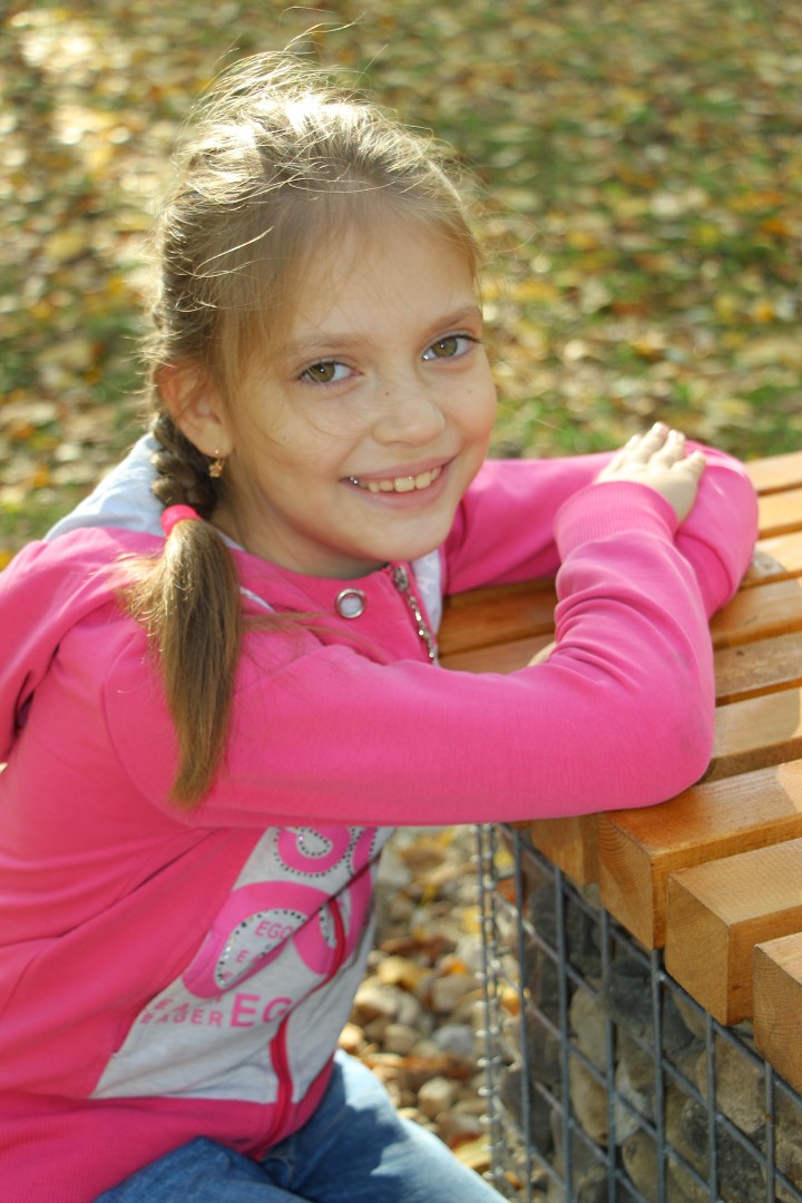 Нелли Попова |