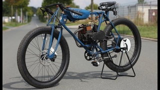 Eigenbau Fahrrad mit Hilfsmotor NSU im Boardtracker Design