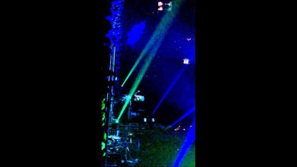 Halsey performing for Imagine Dragons in Buffalo, NY, on June 24,