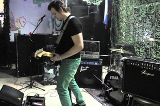 DAN-JAM ( IRON TRAIN -  ) PART 4