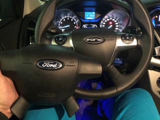 руль форд фокус 3. руль форд фокус 2. руль фф3 рестайлинг. форд фокус 1 руль с кнопками. кнопки на руле ford focus 3.